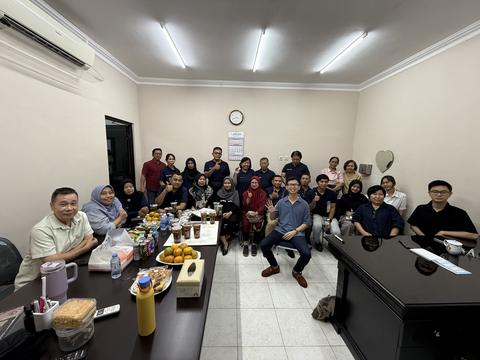 Dokumentasi kelas dan workshop AI fasilitator